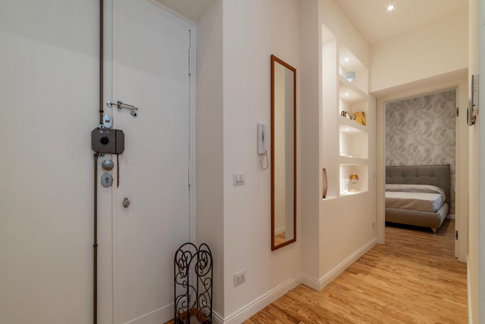 Rome Huge & Cozy Apartment Екстер'єр фото