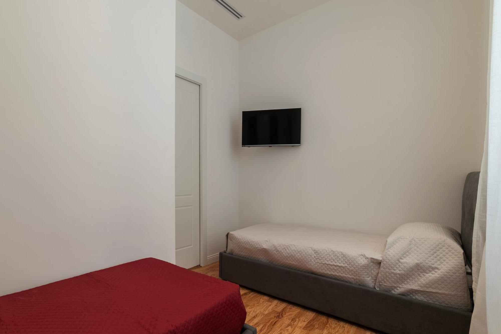 Rome Huge & Cozy Apartment Екстер'єр фото