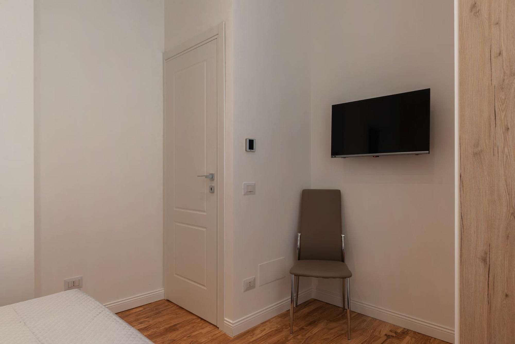 Rome Huge & Cozy Apartment Екстер'єр фото