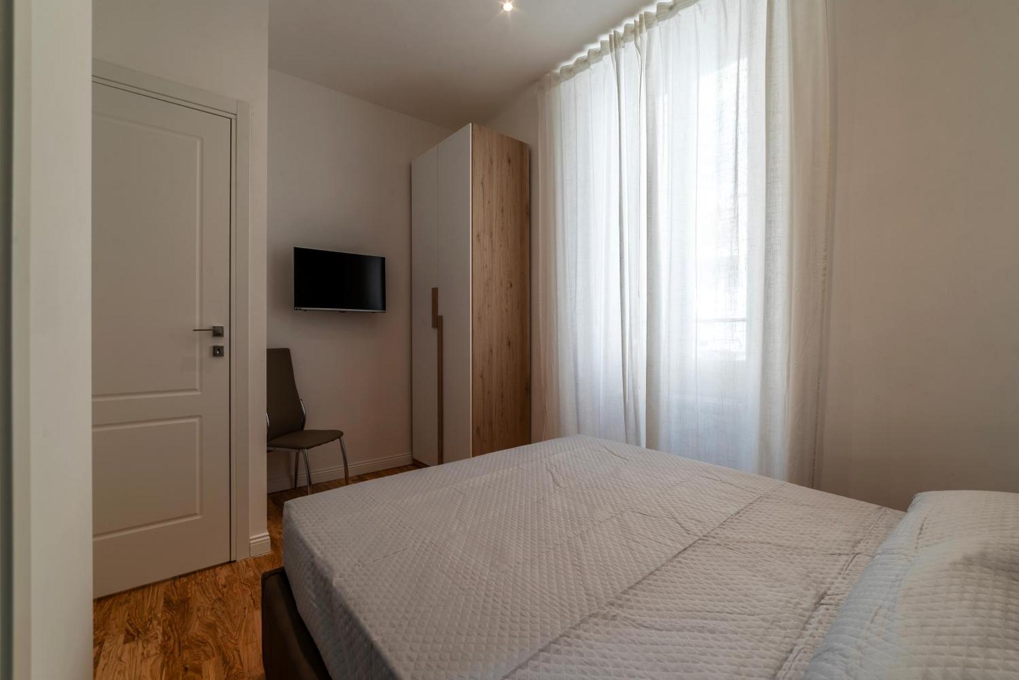 Rome Huge & Cozy Apartment Екстер'єр фото